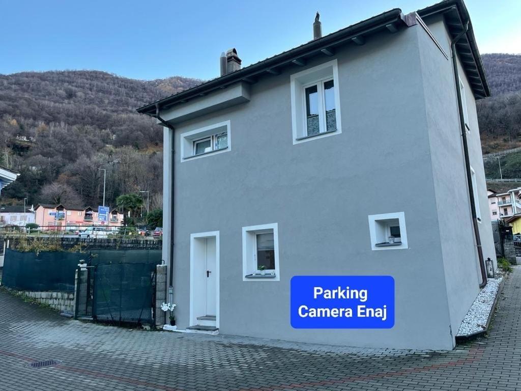 Camera Enaj Cadenazzo Exteriör bild